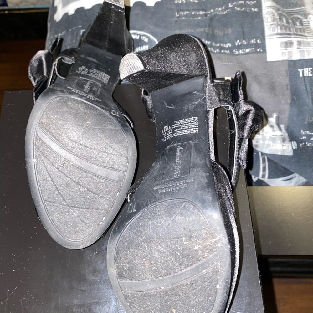 AE heels - Picture 5 of 6